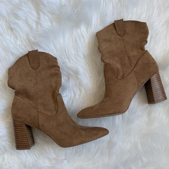 Mi.iM Mavis Western Faux Suede Pointed Toe Block Heel Boots Sz 9 - Picture 2 of 10